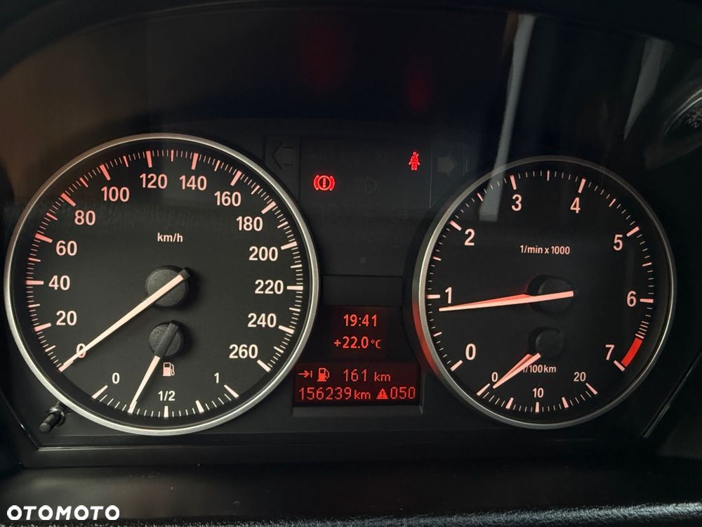 BMW X1 sDrive18i Sport Line - 20