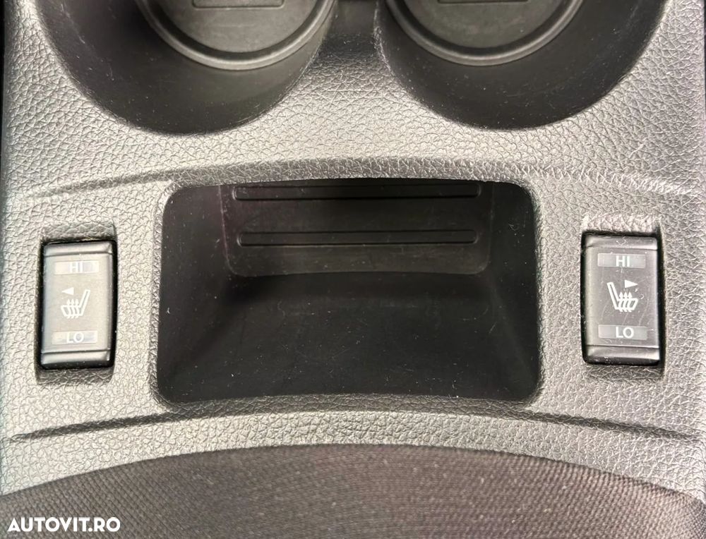Nissan Qashqai 1.6 DCI N-Connecta - 8