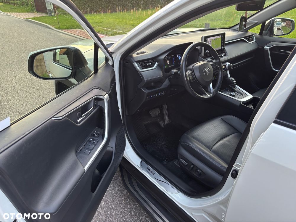 Toyota RAV4 Hybrid Premium 4x4 - 5