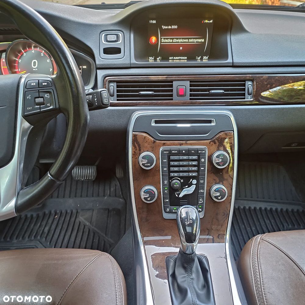 Volvo XC 70 T6 AWD Dynamic Summum - 12