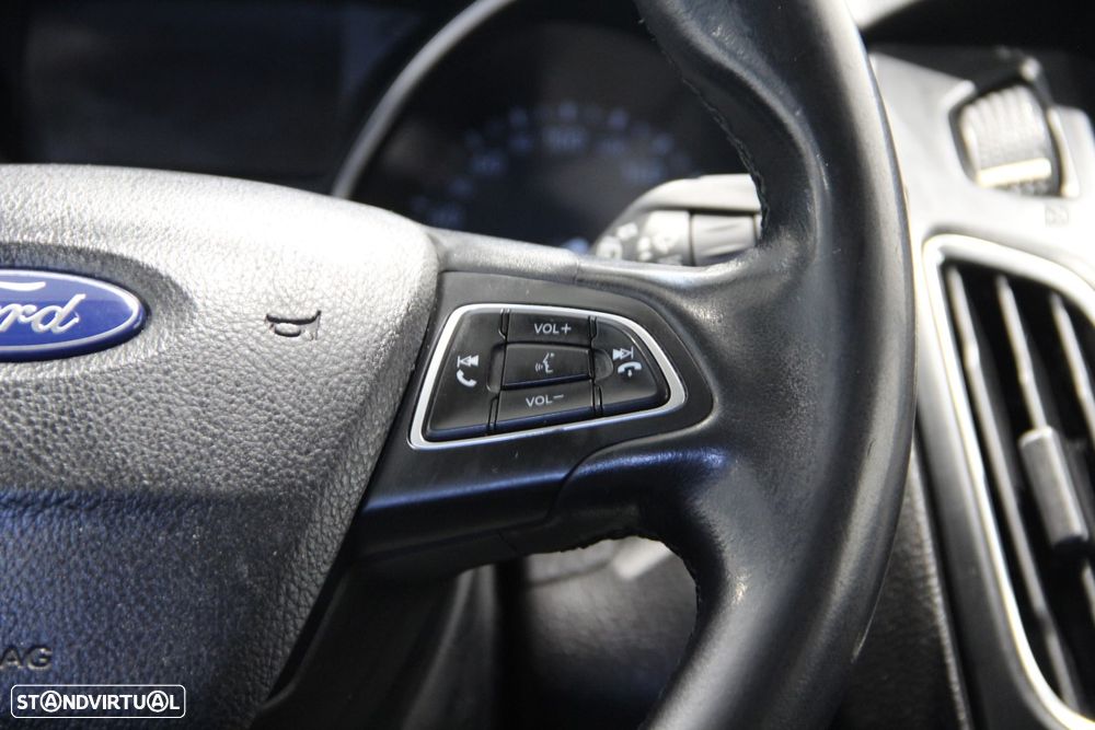 Ford Focus SW 1.5 TDCi Titanium - 11