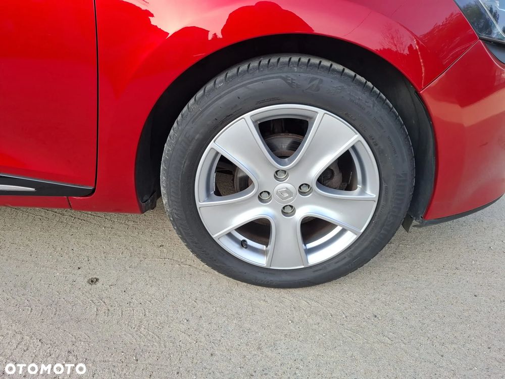 Renault Clio - 15