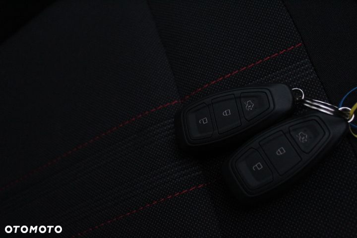 Ford Puma 1.0 EcoBoost Hybrid ST-LINE - 39