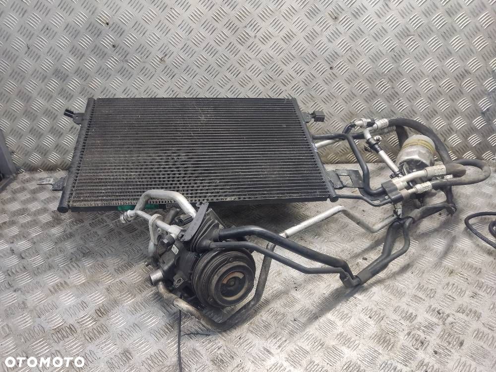 KOMPLETNA KLIMATYZACJA CHŁODNICA + PRZEWODY + KOMPRESOR AUDI A4 B5 FL - 1