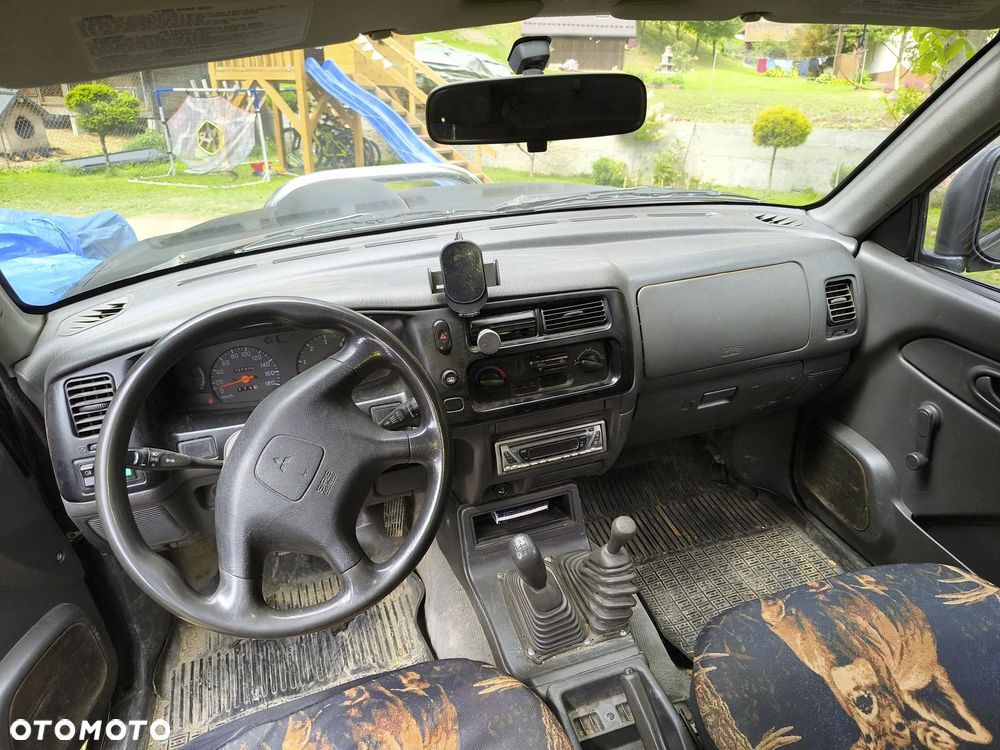 Mitsubishi L200 2.5 TD Intense - 17