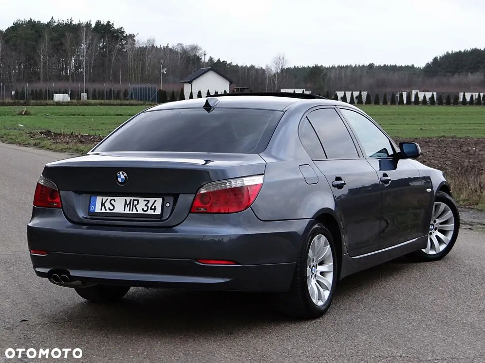 BMW Seria 5 525d Edition Lifestyle - 3