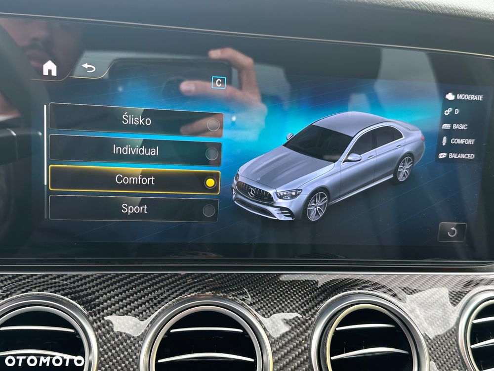 Mercedes-Benz Klasa E AMG 53 4Matic AMG Speedshift TCT-9G - 28