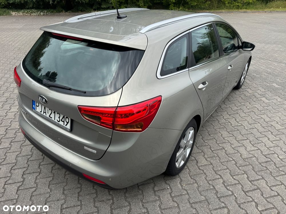 Kia Ceed 1.6 GDI Business Line - 10