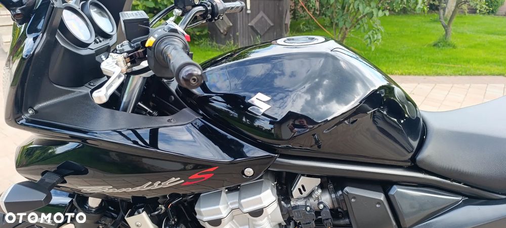 Suzuki Bandit - 37