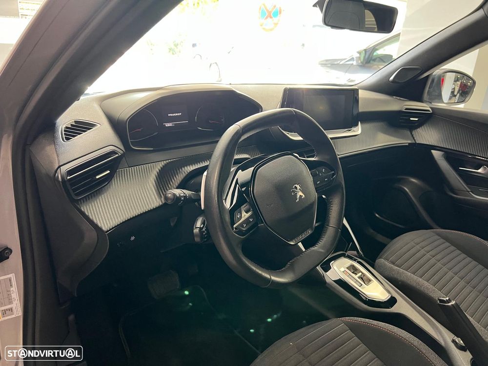Peugeot 2008 1.5 BlueHDi Active Pack EAT8 - 13