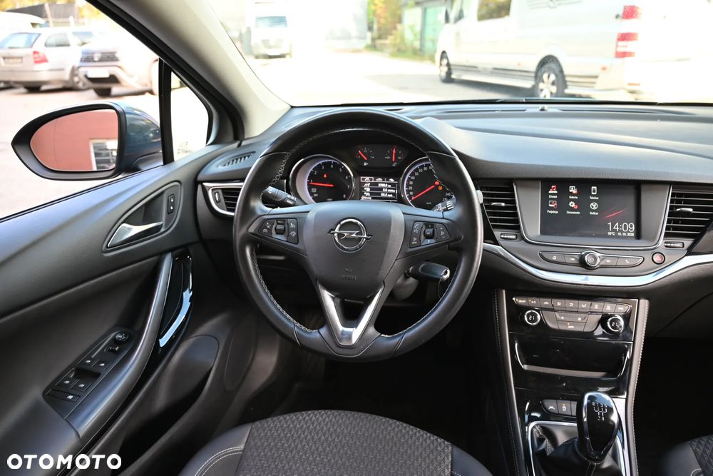 Opel Astra - 26
