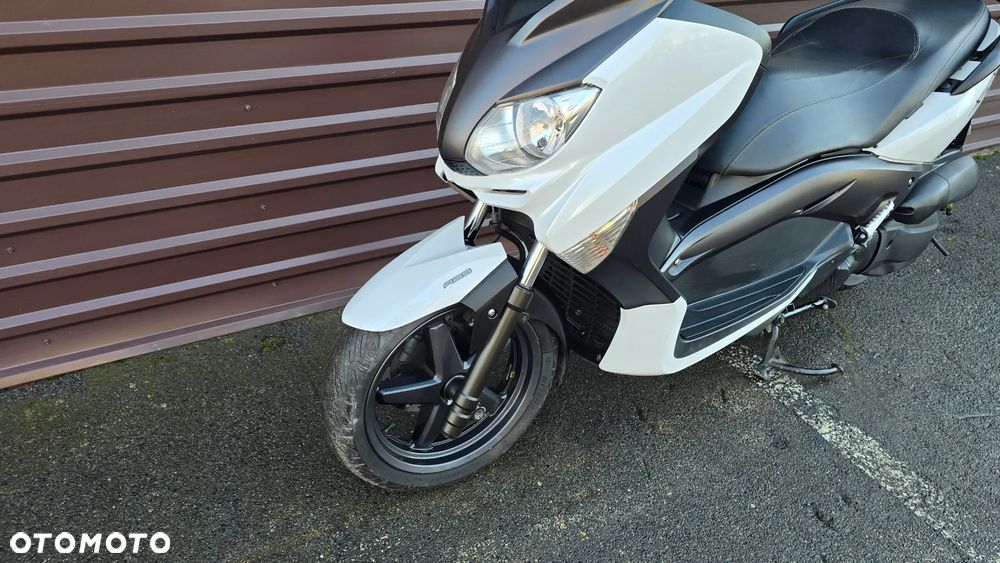 Yamaha X-max - 26