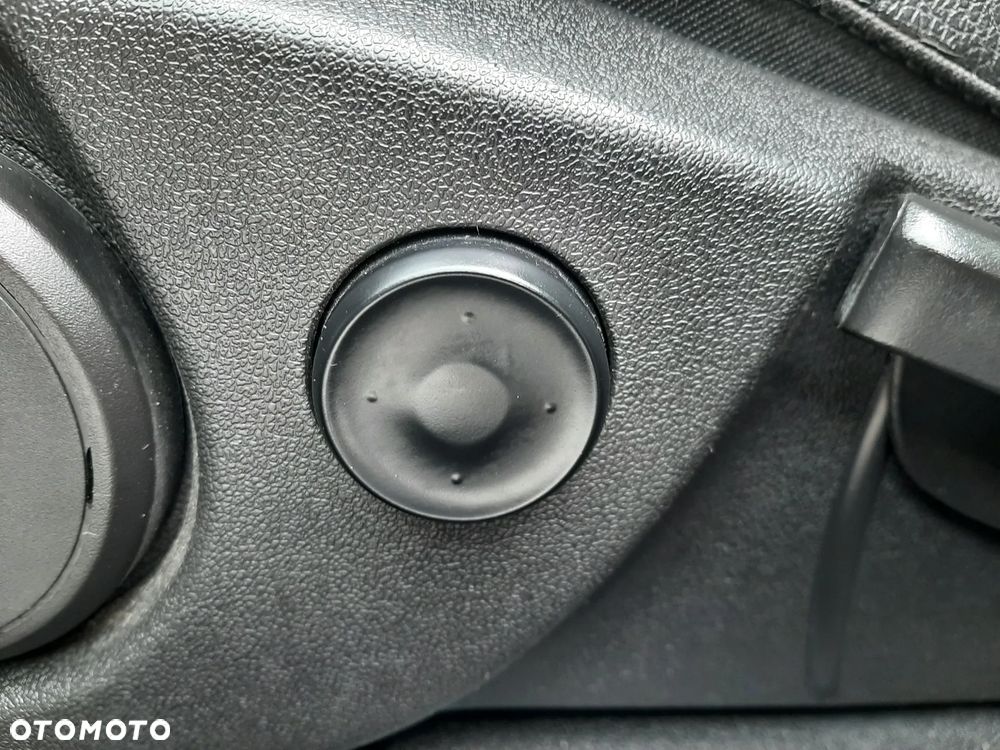 Opel Astra 1.4 Turbo Exklusiv - 24