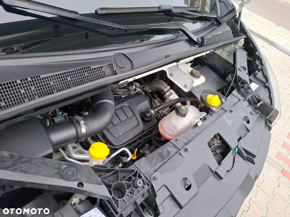 Renault Trafic 2017 LONG 1.6DCI 125KM KLIMA 3OSOBOWY - 27