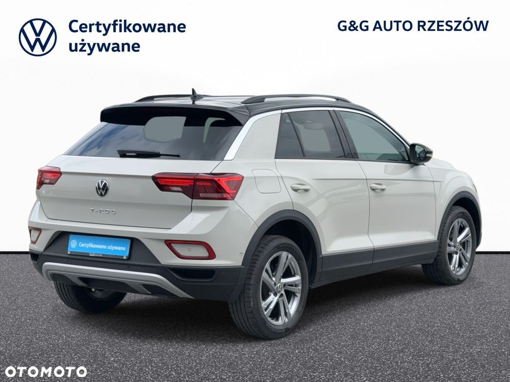 Volkswagen T-Roc - 4