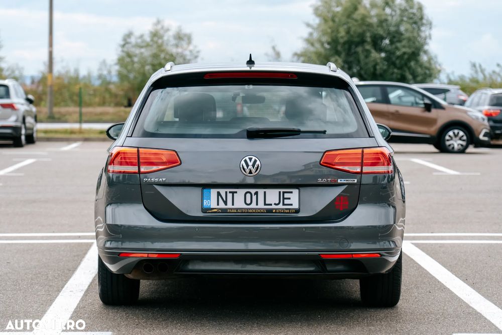Volkswagen Passat - 28