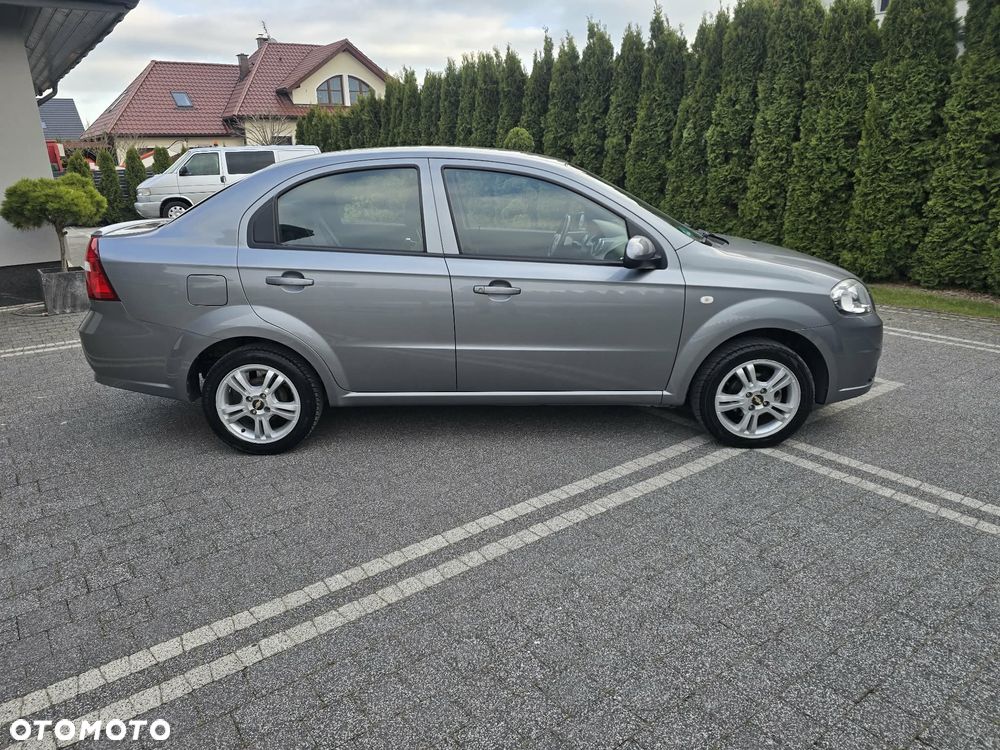 Chevrolet Aveo 1.4 16V LT - 3