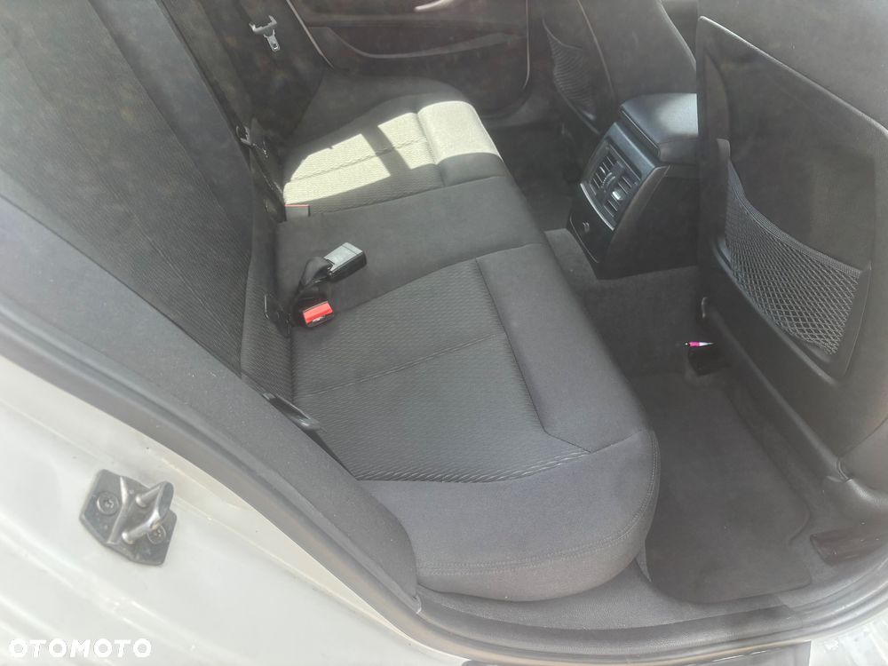 BMW Seria 1 116i Sport Line - 23