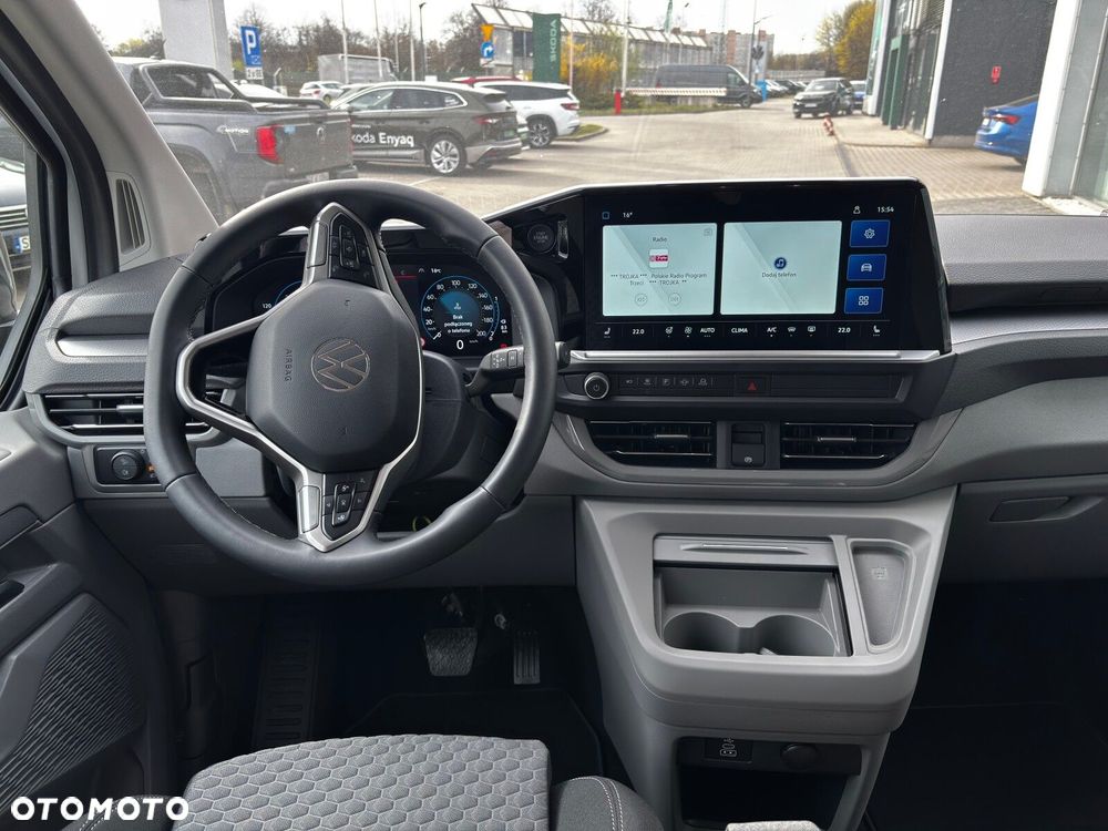 Volkswagen Caravelle - 14