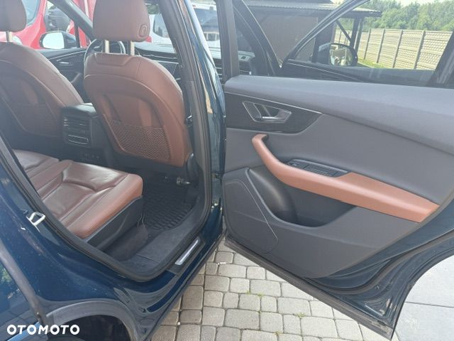 Audi Q7 - 4