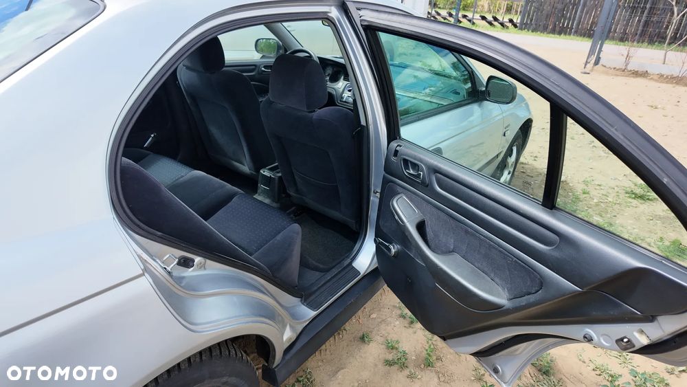 Honda Accord 1.8i S - 7