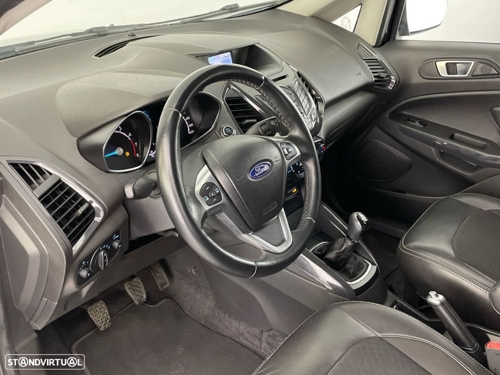 Ford EcoSport 1.0 EcoBoost Titanium Plus - 16