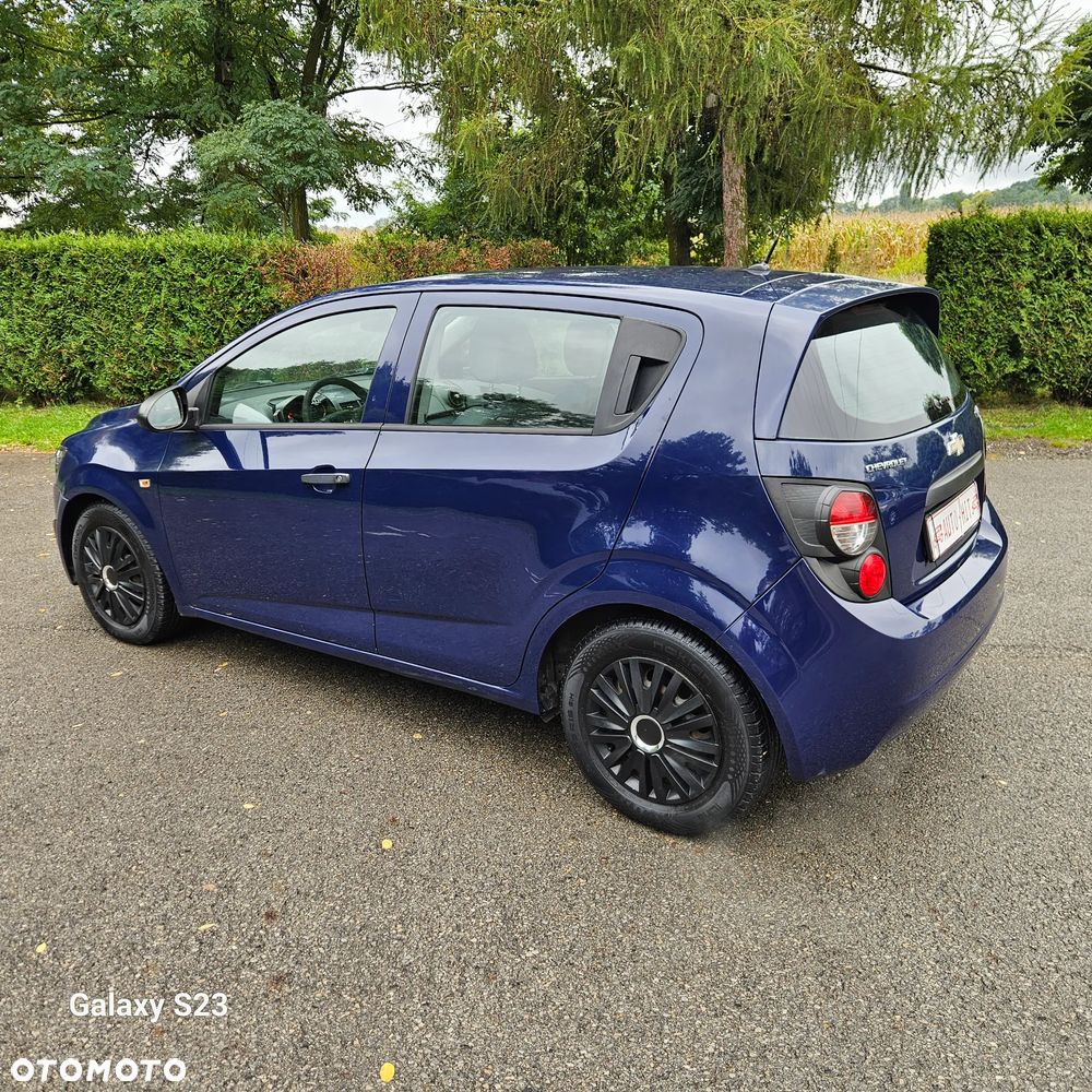 Chevrolet Aveo 1.2 LS - 13