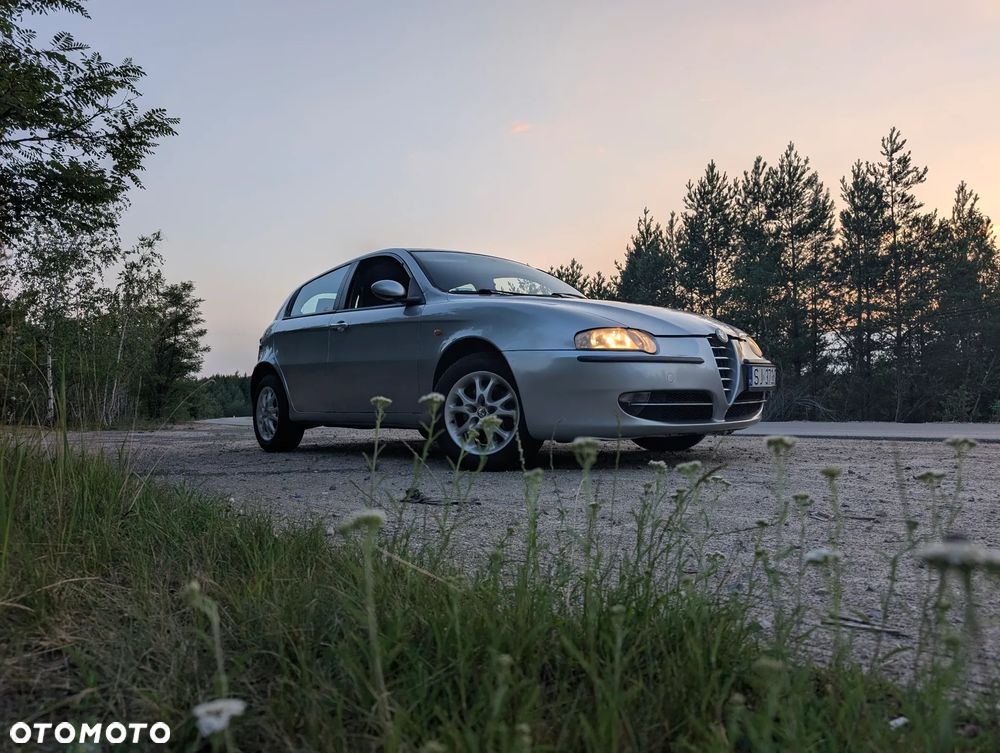 Alfa Romeo 147 1.9 JTD Distinctive - 3