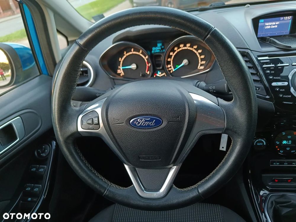 Ford Fiesta 1.0 EcoBoost STart-Stop Titanium - 32
