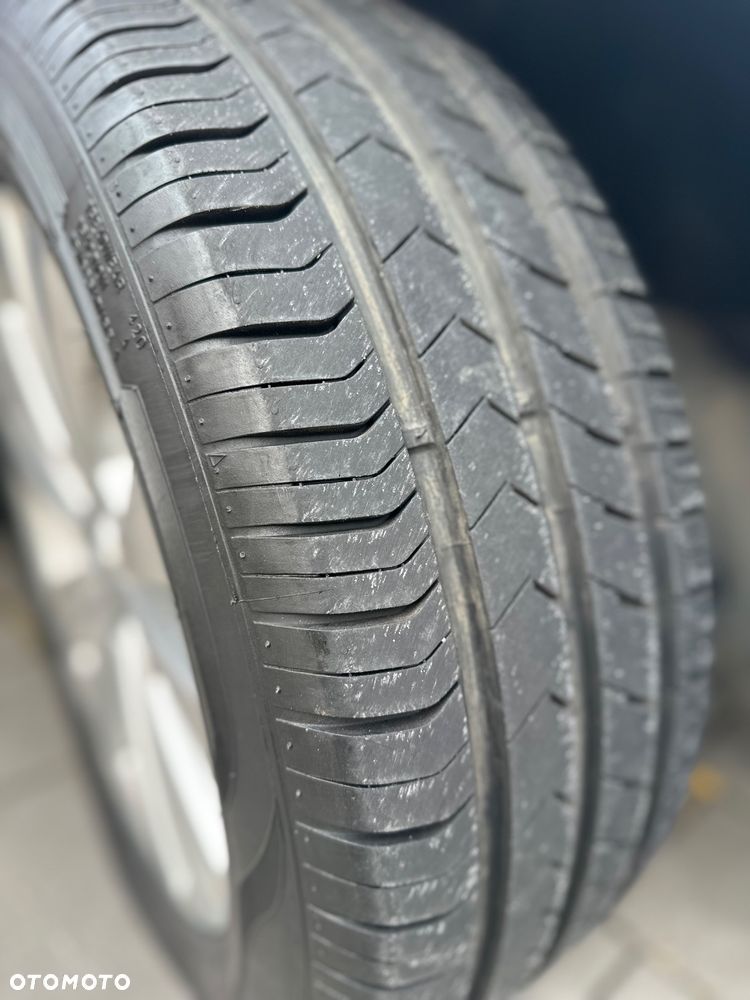 Volkswagen Golf 1.6 TDI BlueMotion Technology Comfortline - 9