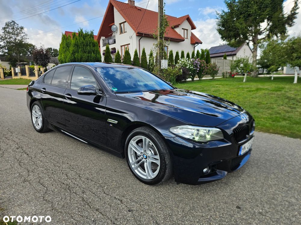BMW Seria 5 520d M Sport - 13