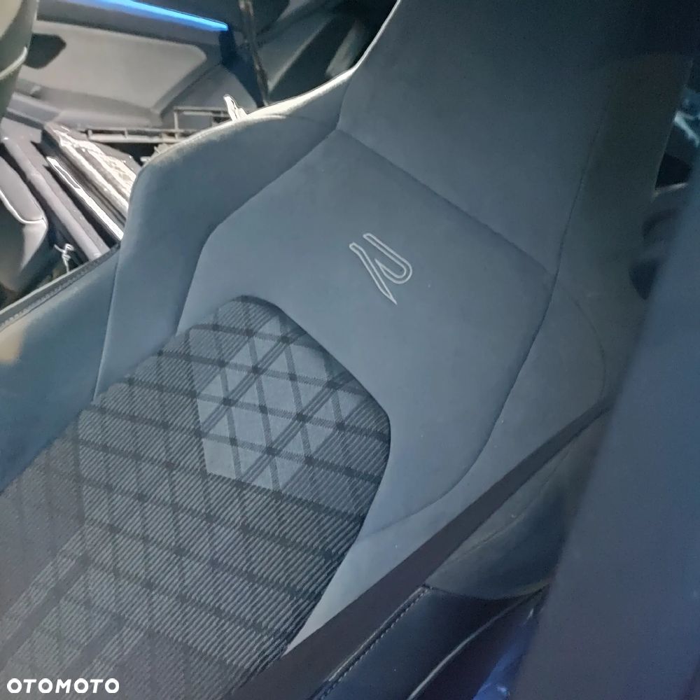 Volkswagen Golf 2.0 TDI SCR DSG R-Line - 8