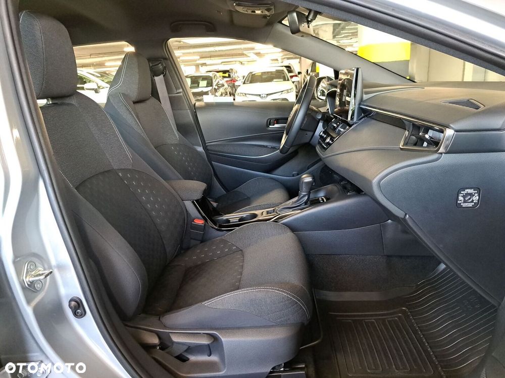 Toyota Corolla 1.8 Hybrid Comfort - 16