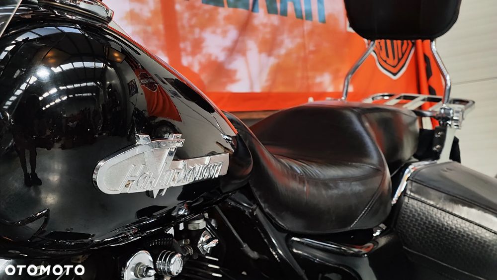 Harley-Davidson Touring Road King - 13
