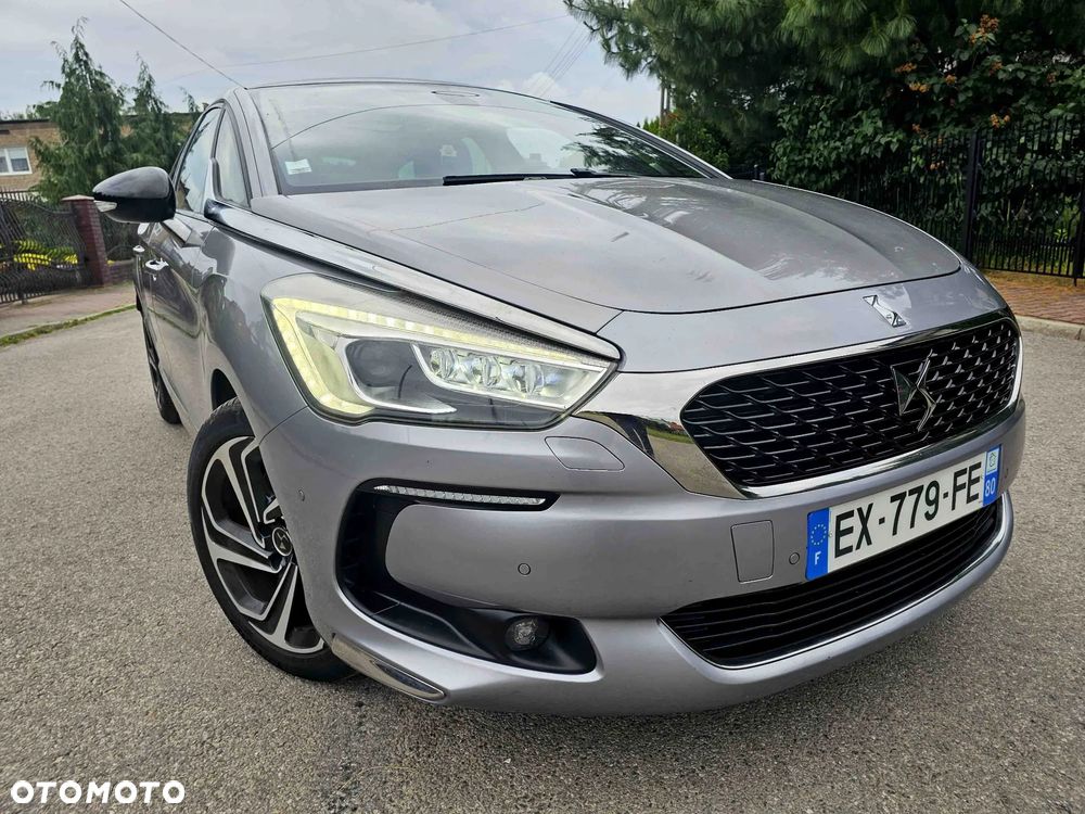 DS Automobiles DS 5 - 5