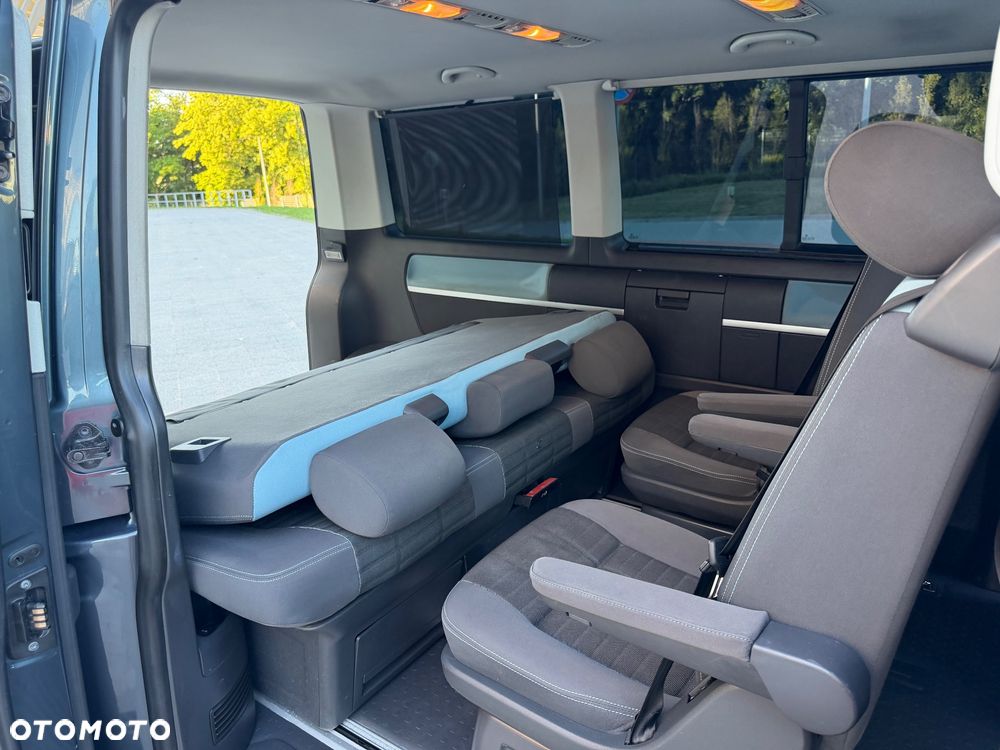 Volkswagen Multivan - 28