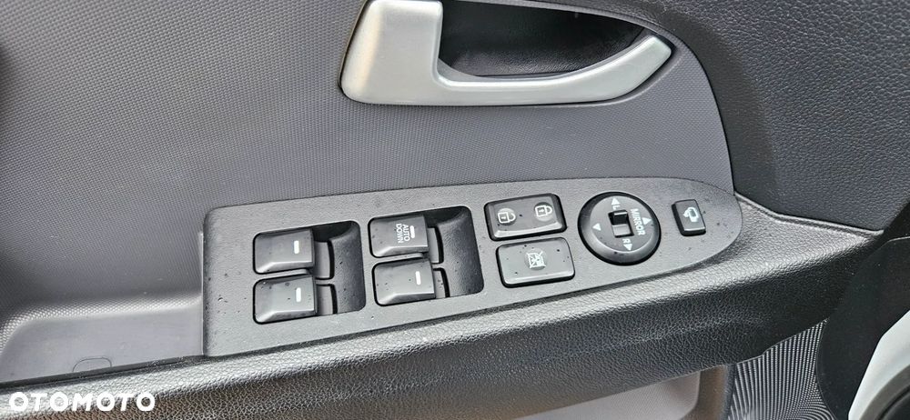 Kia Sportage 2.0 GDI L 2WD - 29