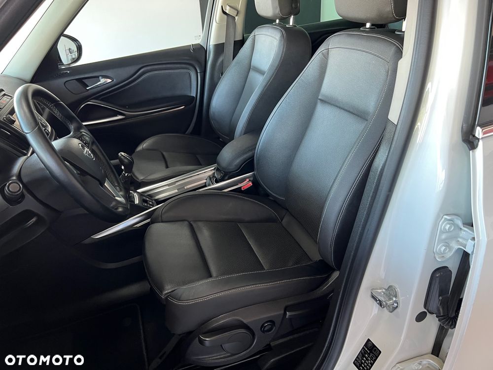 Opel Zafira - 12