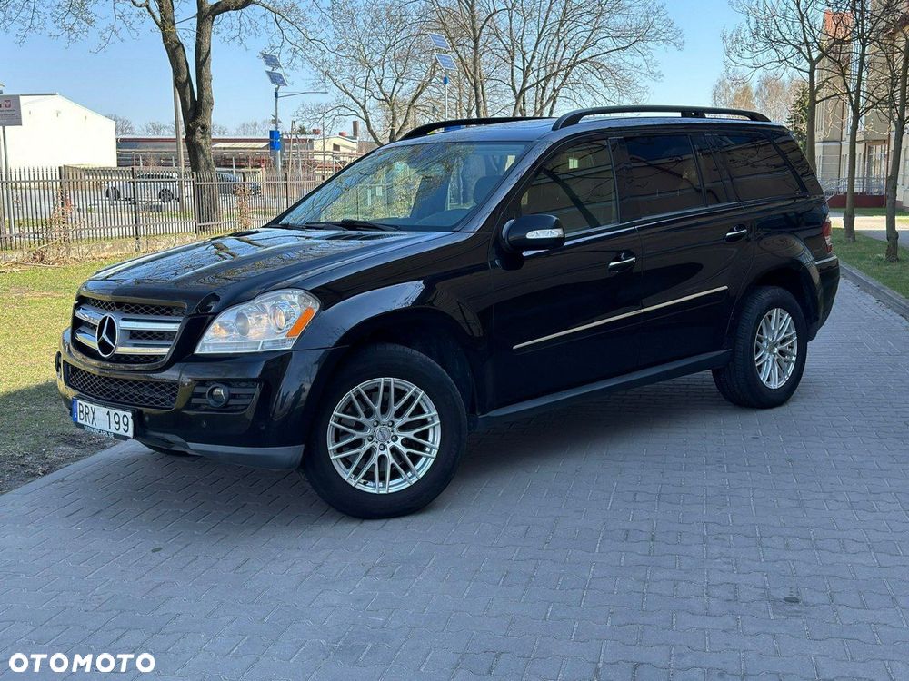Mercedes-Benz GL - 9