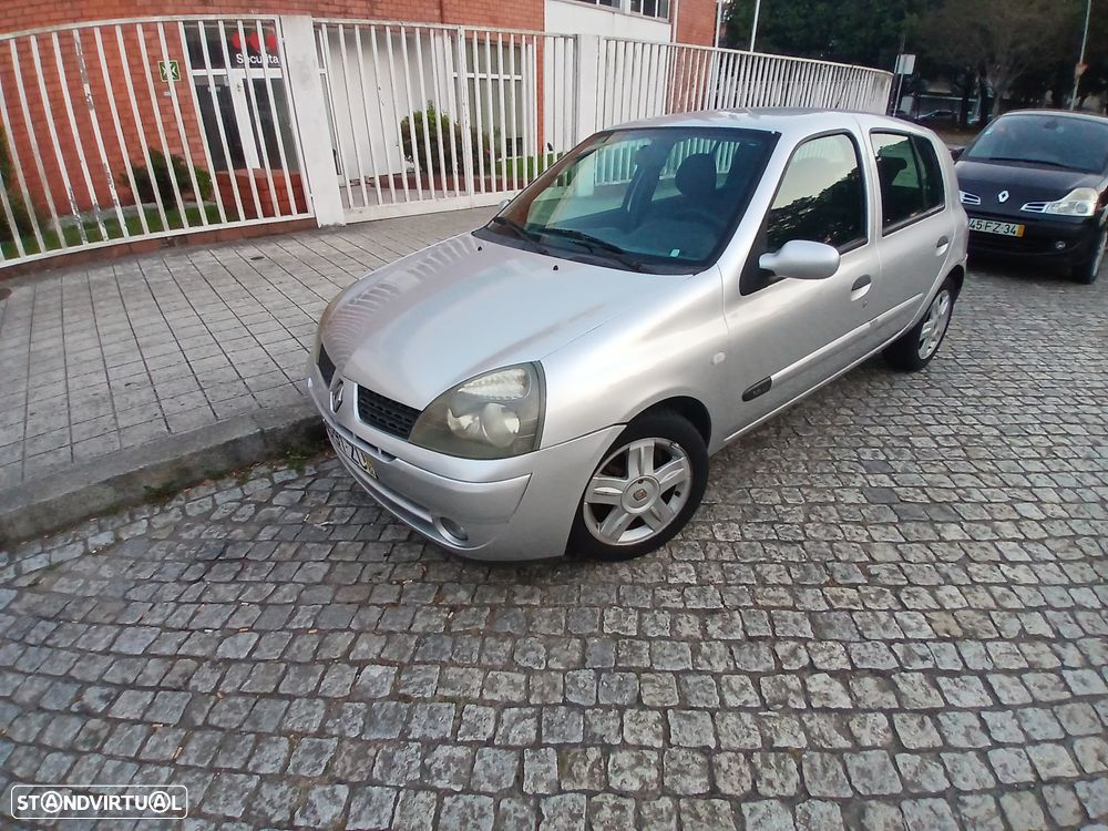 Renault Clio 1.2 16V Privilège Luxe — fotografia 2