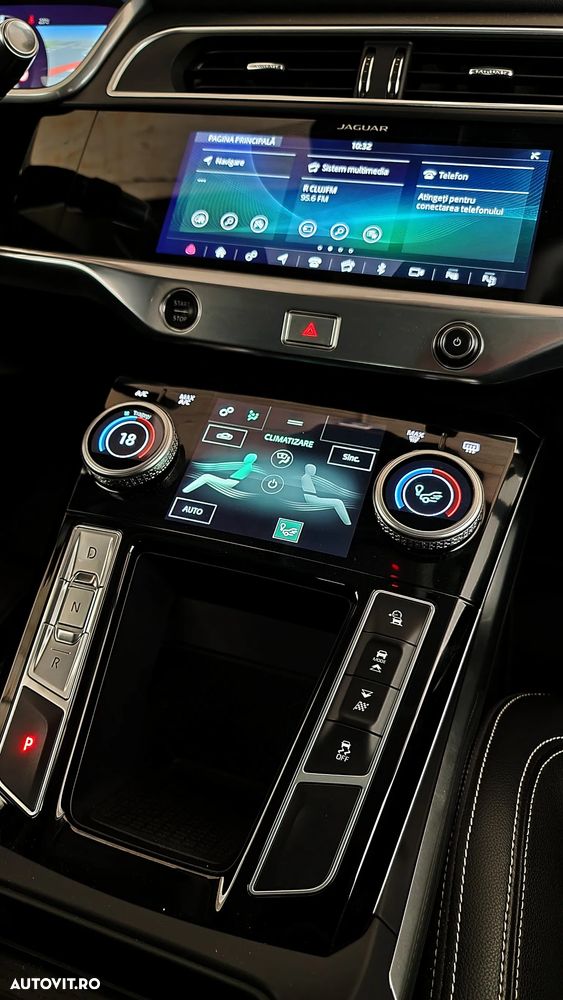 Jaguar I-Pace EV400 AWD R-DYNAMIC HSE - 8