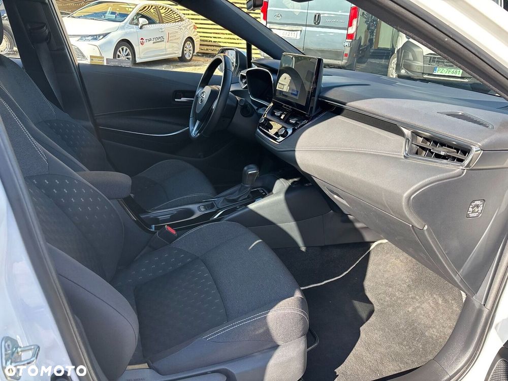 Toyota Corolla 1.8 Hybrid Comfort - 22