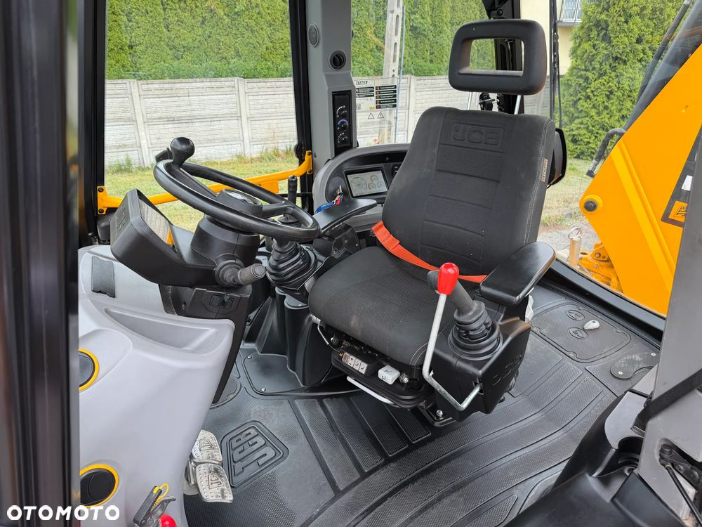 JCB 3CX PLUS AEC 1400Mth Salon PL - 8