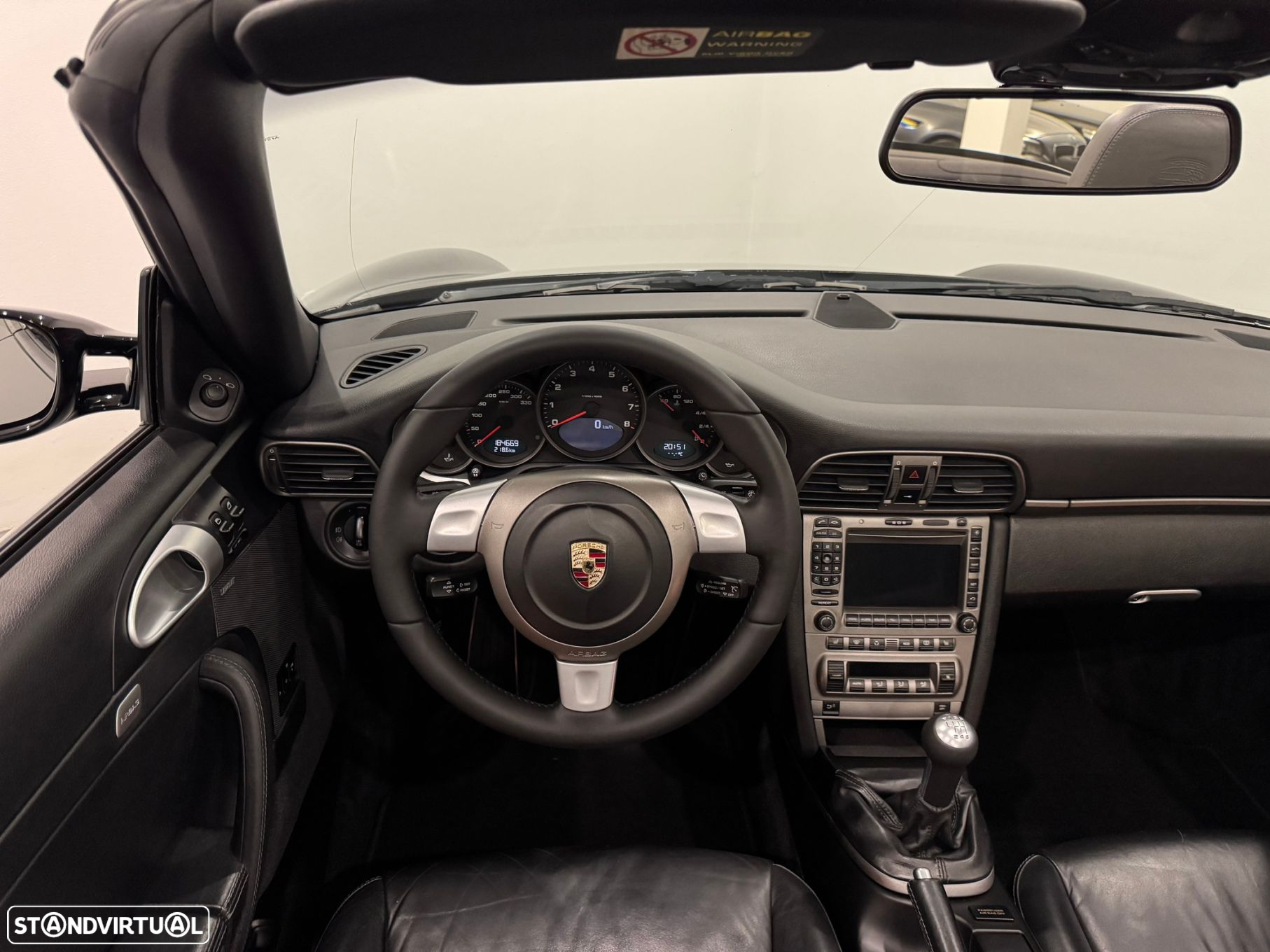 Porsche 911 Série F - 8