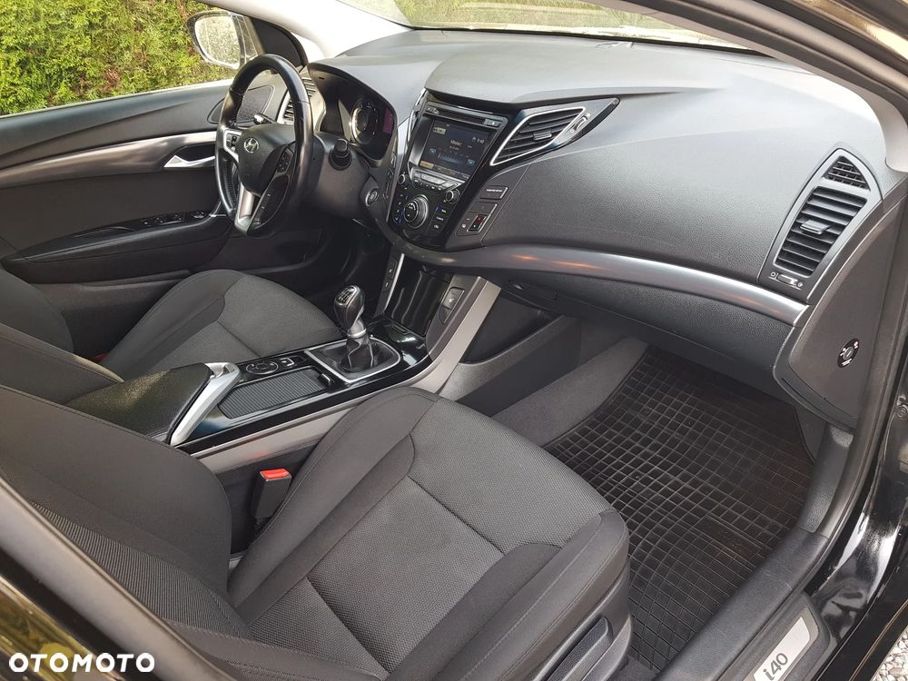 Hyundai i40 - 16