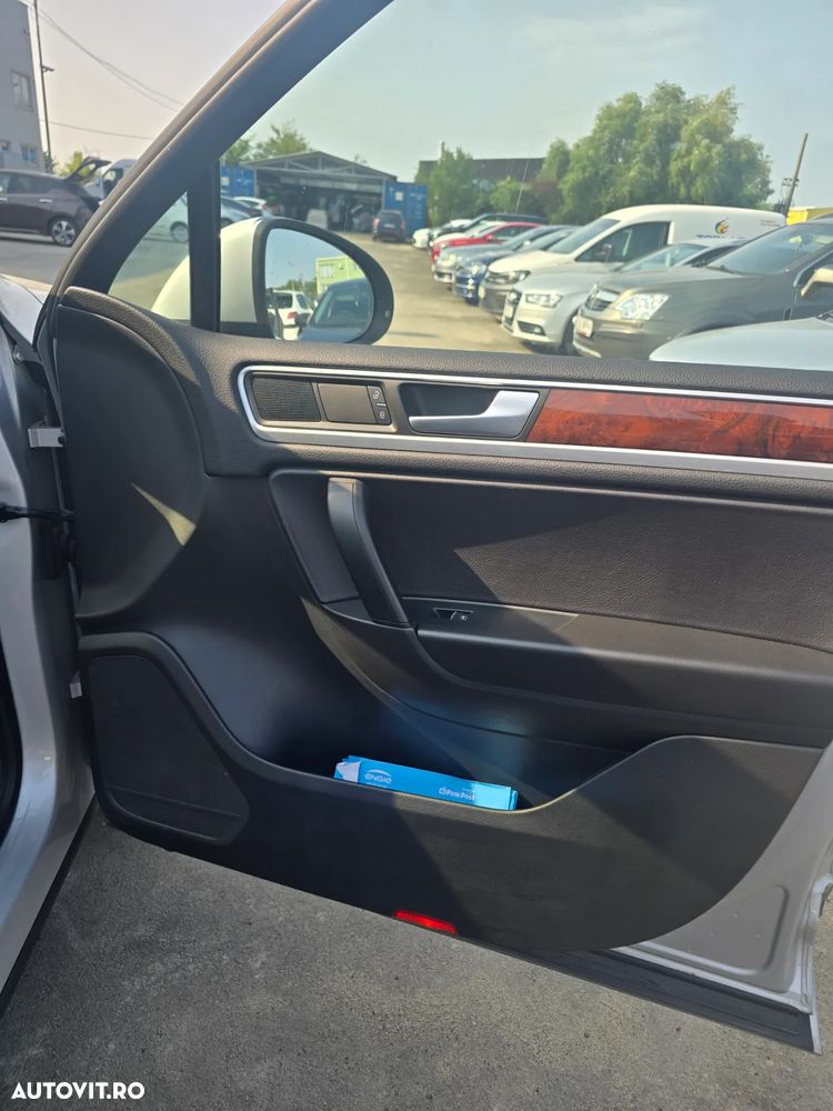 Volkswagen Touareg 3.0 V6 TDI BMT Terrain Tech - 17