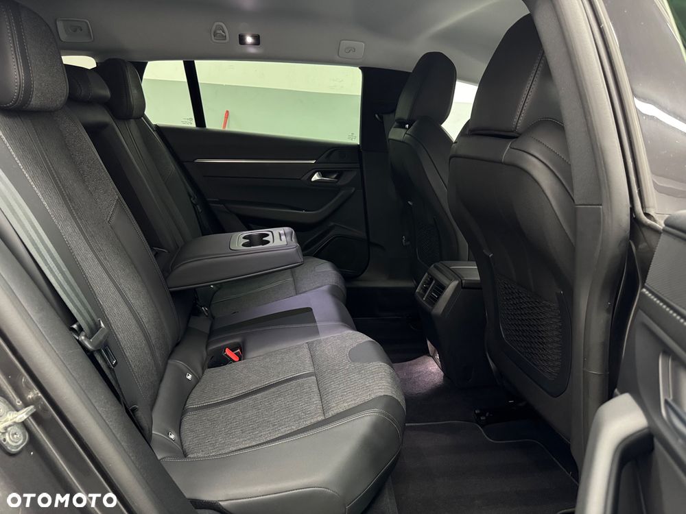 Peugeot 508 BlueHDi 130 EAT8 Allure Pack - 27