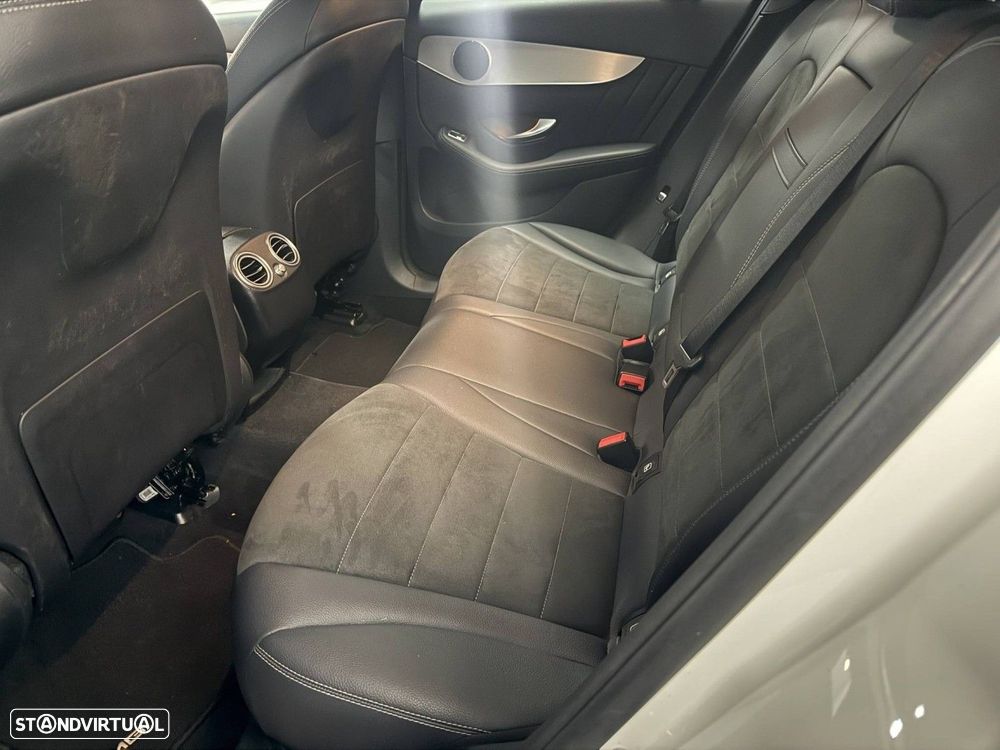 Mercedes-Benz GLC 250 d 4Matic 9G-TRONIC AMG Line - 21
