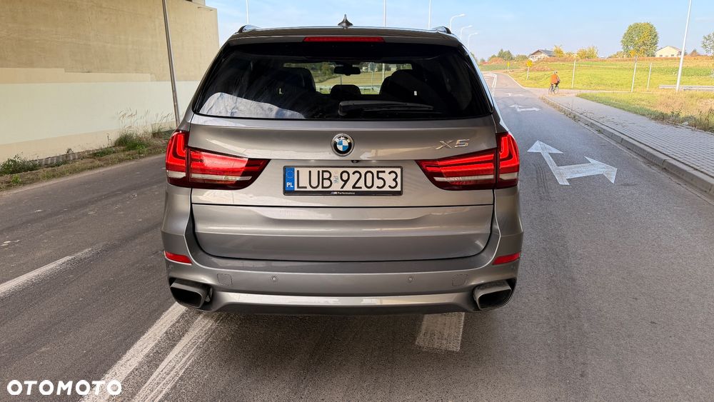 BMW X5 xDrive35i - 7