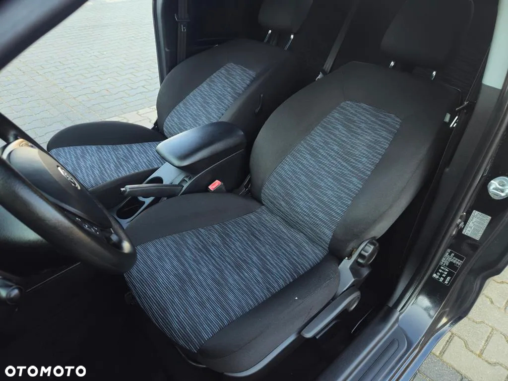 Kia ProCeed - 30